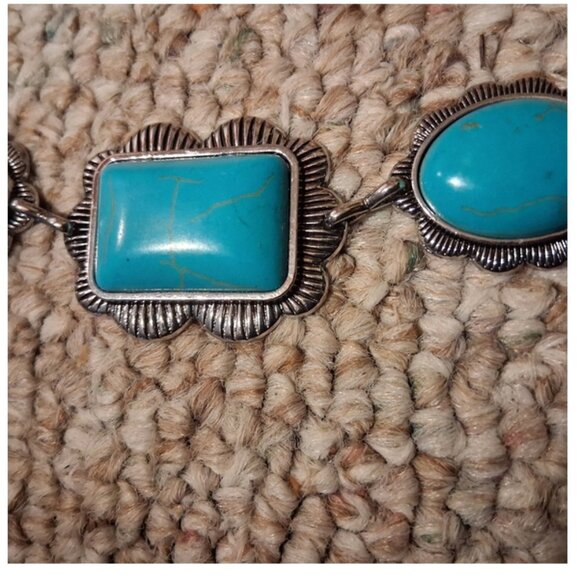 Women's Navajo Style Silver & Turquoise Concho Belt NWOT - Picture 4 of 6